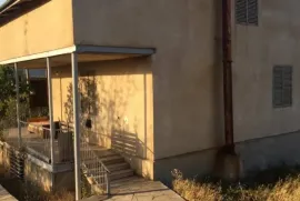 Продается Дом, 5 Kомнатная,  Окрестности Тбилиси