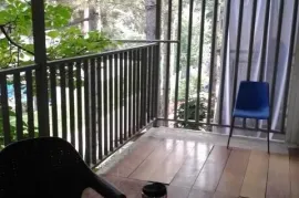 Аренда, 2 Kомнатная, Старое здание,  Окрестности Тбилиси, Цхнети