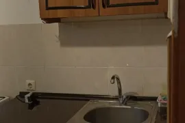 ქირავდება ბინა, 2 ოთახიანი, ძველი აშენებული, თბილისის შემოგარენი, წყნეთი