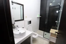 ქირავდება ბინა, 3 ოთახიანი, ახალი აშენებული, თბილისი, ვაკე