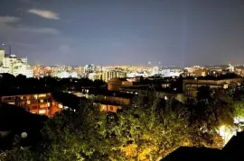 Аренда, 2 Kомнатная, Старое здание, vake