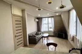 Аренда, 2 Kомнатная, Старое здание, vake