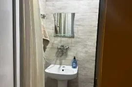 Аренда, 2 Kомнатная, Старое здание, Мтацминда