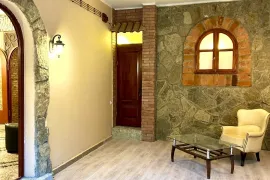 ქირავდება, უნივერსალური კომერციული  ფართი, სოლოლაკი