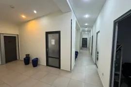 ქირავდება, უნივერსალური კომერციული  ფართი, საბურთალო