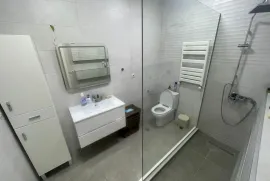 Аренда, 3 Kомнатная, Новостройка, Тбилиси, vake