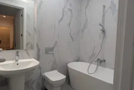 იყიდება სახლი, 5 ოთახიანი, თბილისი, საბურთალო