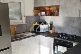 Pakoštane 3-soban apartman, Pakoštane, Stan