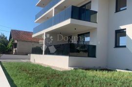 Vodice-novogradnja sa garažom, 143m2, Vodice, Appartment