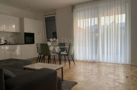 Vodice-novogradnja sa garažom, 143m2, Vodice, Appartment