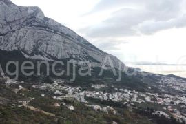 Makarska 11466 m2 zemljište uz planinu Biokovo, Makarska, Terrain