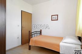 Kuća 516 m2 – Vinjerac *Bazen* (ID-2250), Posedarje, Casa