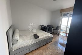 Renovirani stan na Vidikovcu, Pula, Apartamento