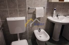 Stan - 66 M2 - Štinjan!, Pula, Apartamento