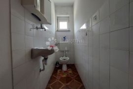 GRAD KRK-apartman sa pogledom na more, Krk, Appartement