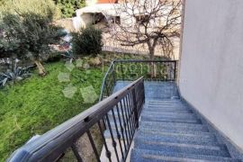 APARTMANSKA KUĆA ČIOVO/OKRUG/RASTIĆI (4+1 APARTMAN), Delnice, Casa