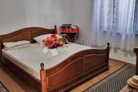 APARTMANSKA KUĆA ČIOVO/OKRUG/RASTIĆI (4+1 APARTMAN), Delnice, Casa