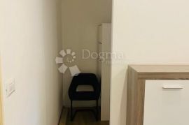 Banderovo 48m2 dvosoban stan, Rijeka, Flat