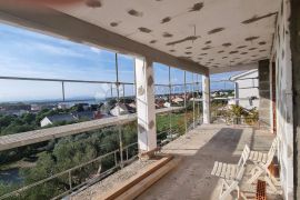 OTOK RAB, BANJOL 1. KAT, POGLED NA MORE, PRILIKA 10% POPUSTA, Rab, Appartamento