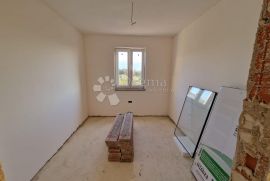 SUKOŠAN APARTMAN NA MIRNOM MJESTU SA PRERASNIM POGLEDOM, Sukošan, شقة