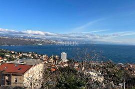 OPATIJA- stan ( etaža), 160 m2, 4 s kl., POGLED, OKUĆNICA, Opatija, Daire