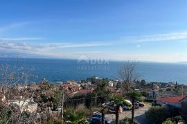 OPATIJA- stan ( etaža), 160 m2, 4 s kl., POGLED, OKUĆNICA, Opatija, Διαμέρισμα