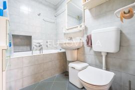 Zagreb, Trešnjevka sjever, obiteljska kuća 150 m2 s tri stambene jedinice, Zagreb, House