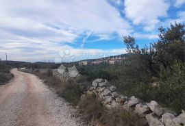 GRAĐEVINSKO ZEMLJIŠTE U BLIZINI ROGOZNICE, Rogoznica, Tierra