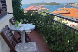 APARTMAN NA PAR KORAKA OD MORA, Mali Lošinj, Appartment