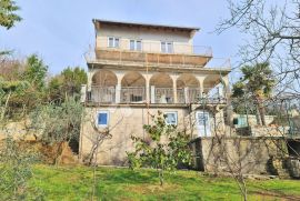 SAMO U DOGMI! PREDIVNA VELIKA KUĆA VEPRINAC - 4. STANA 350m2, Opatija - Okolica, Famiglia