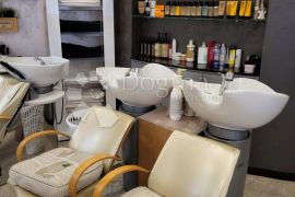 FRIZERSKI / KOZMETIČKI SALON, Vojak, Rijeka, Immobili commerciali