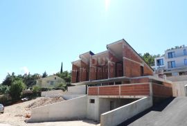 OPATIJA, SV. JELENA - villa 250m2 s panoramskim pogledom na more i bazenom + uređena okućnica 1200m2, Mošćenička Draga, Σπίτι