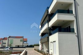 ZADAR, PRIVLAKA - Luksuzni penthouse pokraj mora, Privlaka, Wohnung