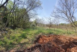 ISTRA, MARČANA - Građevinsko zemljište u mirnom naselju, Marčana, Land