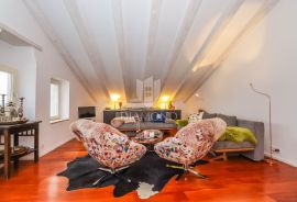 Rovinj, tri atraktivna apartmana u prvom redu do mora, Rovinj, Flat