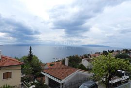 VOLOSKO, OPATIJA- stan 121m2 s panoramskim pogledom na more, Opatija, شقة