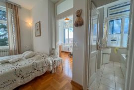 OPATIJA, CENTAR - stan za najam u povijesnoj vili, 50m od mora, Opatija, Apartamento