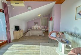 OPATIJA, IČIĆI - vrhunska kuća s 4 apartmana, vrt, blizina mora i Opatija, Opatija - Okolica, Maison