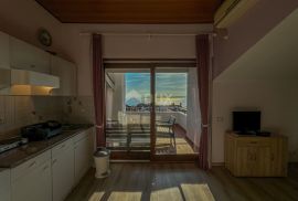 OPATIJA, IČIĆI - vrhunska kuća s 4 apartmana, vrt, blizina mora i Opatija, Opatija - Okolica, Maison