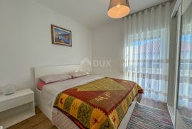 CRIKVENICA, DRAMALJ- Penthouse + stan u novogradnji blizu mora s pogledom, garažom, Crikvenica, Stan