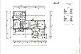 MUČIĆI- TROETAŽNI STAN 212 m2 sa okućnicom 711 m2, Matulji, Appartement