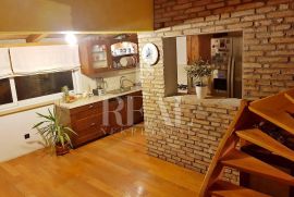 Vrhunski dvoetažni stan na Donjoj Drenovi!!, Rijeka, Apartamento