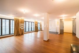 Zagreb, Cvjetni trg luksuzan peterosoban stan 182m2 + 2 garaže, Zagreb, Flat