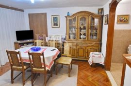 Kuća cca 85 m2 | Atraktivna lokacija | Pogled more | Mogućnost podjele u više jedinica | Dubrovnik, Stari grad, Dubrovnik, Haus