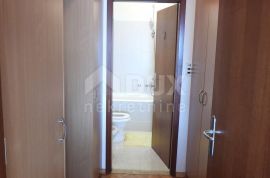 OPATIJA- stan 110m2 DB+3S s panoramskim pogledom na more + okućnica, Opatija, Appartment