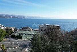 OPATIJA- stan 110m2 DB+3S s panoramskim pogledom na more + okućnica, Opatija, Appartment