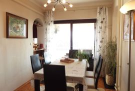 OPATIJA- stan 110m2 DB+3S s panoramskim pogledom na more + okućnica, Opatija, Appartment