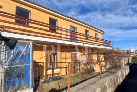 Prodaja kuće na Turniću P+1  180 m2, Rijeka, بيت