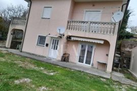 Prodaja samostojeće kuće u Viškovu  P+1  180 m2, Viškovo, House