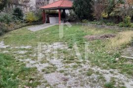 Prodaja samostojeće kuće u Viškovu  P+1  180 m2, Viškovo, House